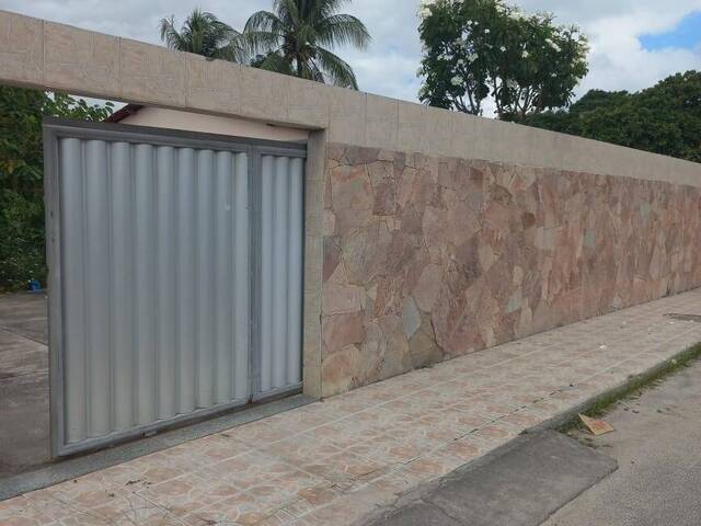 #1345 - Casa para Venda em Feira de Santana - BA - 2