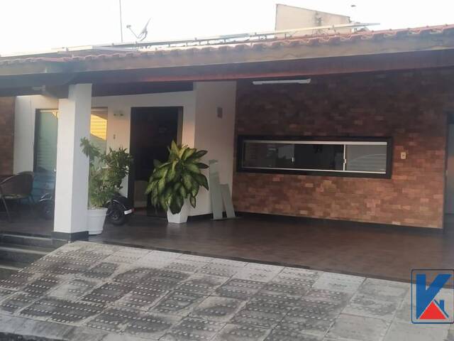 #4042 - Casa em condomínio para Venda em Feira de Santana - BA - 2